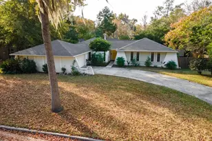 514 NW 102nd Terrace, Gainesville, FL 32607 - Photo 2