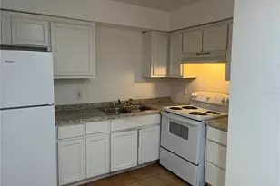 2629 SW 31st Pl, Gainesville, FL 32608 - Photo 2