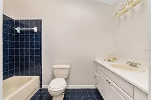 1135 SE 12th Ave, Gainesville, FL 32641 - Photo 16