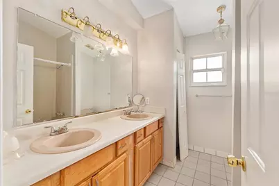 1135 SE 12th Avenue, Gainesville, FL 32641 - Photo 18