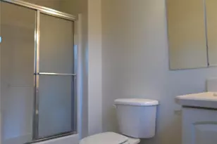 1221 NW 35th Ave, Gainesville, FL 32609 - Photo 12