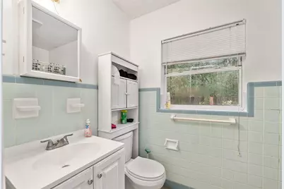 305 NW 34th Street, Gainesville, FL 32607 - Photo 24