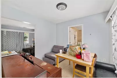 305 NW 34th Street, Gainesville, FL 32607 - Photo 10