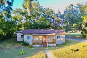 18713 Charlotte Ave, Brooker, FL 32622 - Photo 2