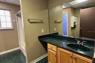 905 SW 8th Ave, Gainesville, FL 32601 - Photo 28