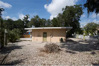 905 SW 8th Avenue, Gainesville, FL 32601 - Photo 4