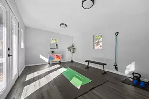 1316 NE 9th St, Gainesville, FL 32601 - Photo 26