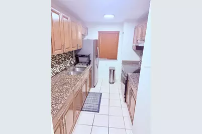 6519 W Newberry Road #202, Gainesville, FL 32605 - Photo 2