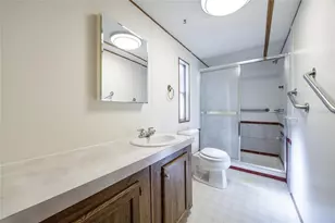 7122 N W 200th Terrace, Alachua, FL 32615 - Photo 22