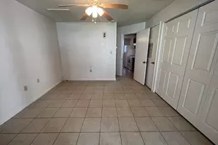 1406 SW 18th Pl, Gainesville, FL 32608 - Photo 10