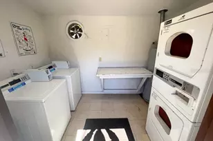 1406 SW 18th Pl, Gainesville, FL 32608 - Photo 14