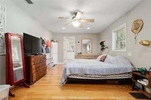 2821 NW 12th Pl, Gainesville, FL 32605 - Photo 32