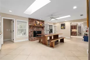 2821 NW 12th Pl, Gainesville, FL 32605 - Photo 18