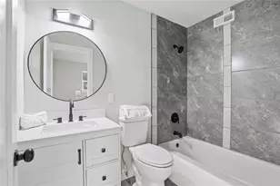 601 NW 35th Ter, Gainesville, FL 32607 - Photo 18