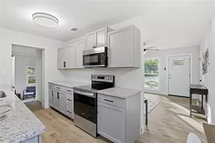 601 NW 35th Ter, Gainesville, FL 32607 - Photo 6