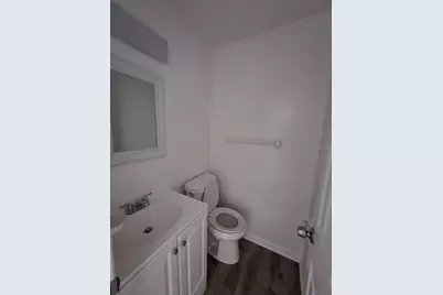 806 SW 64 Terrace #B, Gainesville, FL 32607 - Photo 4