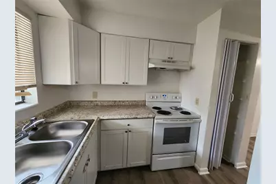 806 SW 64 Terrace #B, Gainesville, FL 32607 - Photo 12