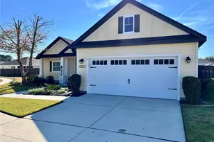 19033 NW 166th Ave, High Springs, FL 32643 - Photo 2