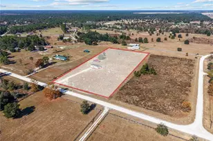 11851 SE 21st Pl, Morriston, FL 32668 - Photo 2