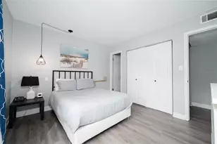 1700 SW 16th Ct, Gainesville, FL 32608 - Photo 12