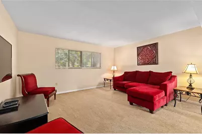 401 NW 39th Road #401C, Gainesville, FL 32607 - Photo 6