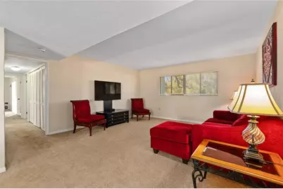 401 NW 39th Road #401C, Gainesville, FL 32607 - Photo 4