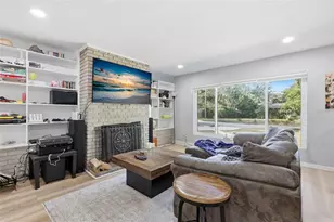 1417 NW 17th St, Gainesville, FL 32605 - Photo 4