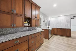 1417 NW 17th St, Gainesville, FL 32605 - Photo 10