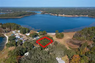 7915 Breezy Point Rd W, Melrose, FL 32666 - Photo 2