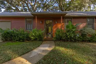 7915 Breezy Point Rd W, Melrose, FL 32666 - Photo 6