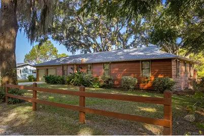 7915 Breezy Point Road W, Melrose, FL 32666 - Photo 4