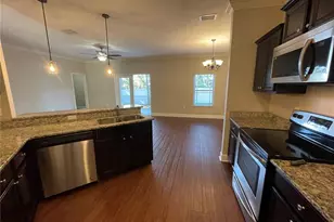 1604 SW 66th Dr, Gainesville, FL 32607 - Photo 2