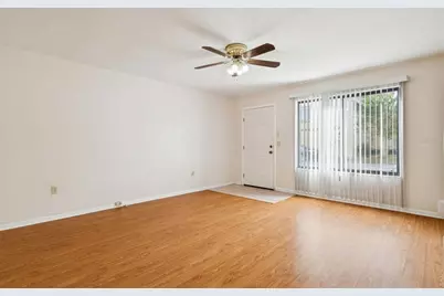 2300 SW 43rd Street #L2, Gainesville, FL 32607 - Photo 4