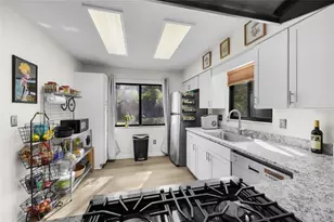 2440 NW 47th Ln, Gainesville, FL 32605 - Photo 4