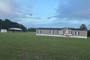 19456 161st Ct, O'Brien, FL 32071 - Photo 1