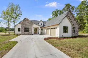 264 NW Sylvi Dr, Lake City, FL 32055 - Photo 2