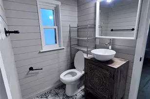 122 NW 29th St, Gainesville, FL 32607 - Photo 4