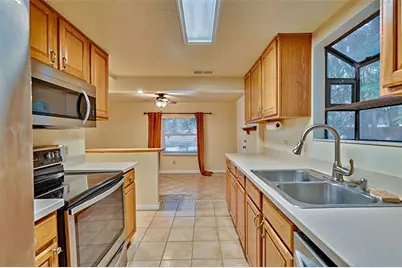 931 NW 31st Avenue, Gainesville, FL 32609 - Photo 4