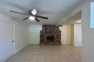 217 NW 36th Dr, Gainesville, FL 32607 - Photo 10