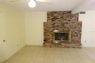 217 NW 36th Dr, Gainesville, FL 32607 - Photo 10