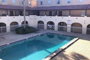 914 SW 8th Ave, Gainesville, FL 32601 - Photo 2