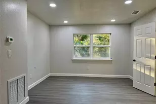 1030 SE 18th Terrace, Gainesville, FL 32641 - Photo 6
