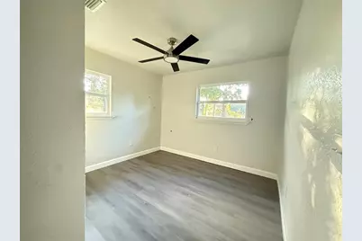 1030 SE 18th Terrace, Gainesville, FL 32641 - Photo 8