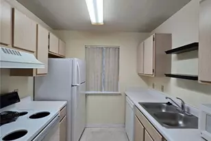 2360 SW Archer Rd, Gainesville, FL 32608 - Photo 8