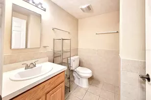 1220 SW 1st Ave, Gainesville, FL 32601 - Photo 12