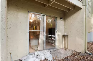 1015 SW 9th St, Gainesville, FL 32601 - Photo 24