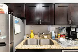 1015 SW 9th St, Gainesville, FL 32601 - Photo 12