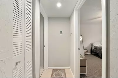 1015 SW 9th Street #C4, Gainesville, FL 32601 - Photo 16