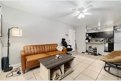 1015 SW 9th Street #C4, Gainesville, FL 32601 - Photo 6