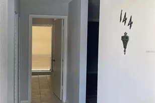 2811 SW Archer Rd, Gainesville, FL 32608 - Photo 2